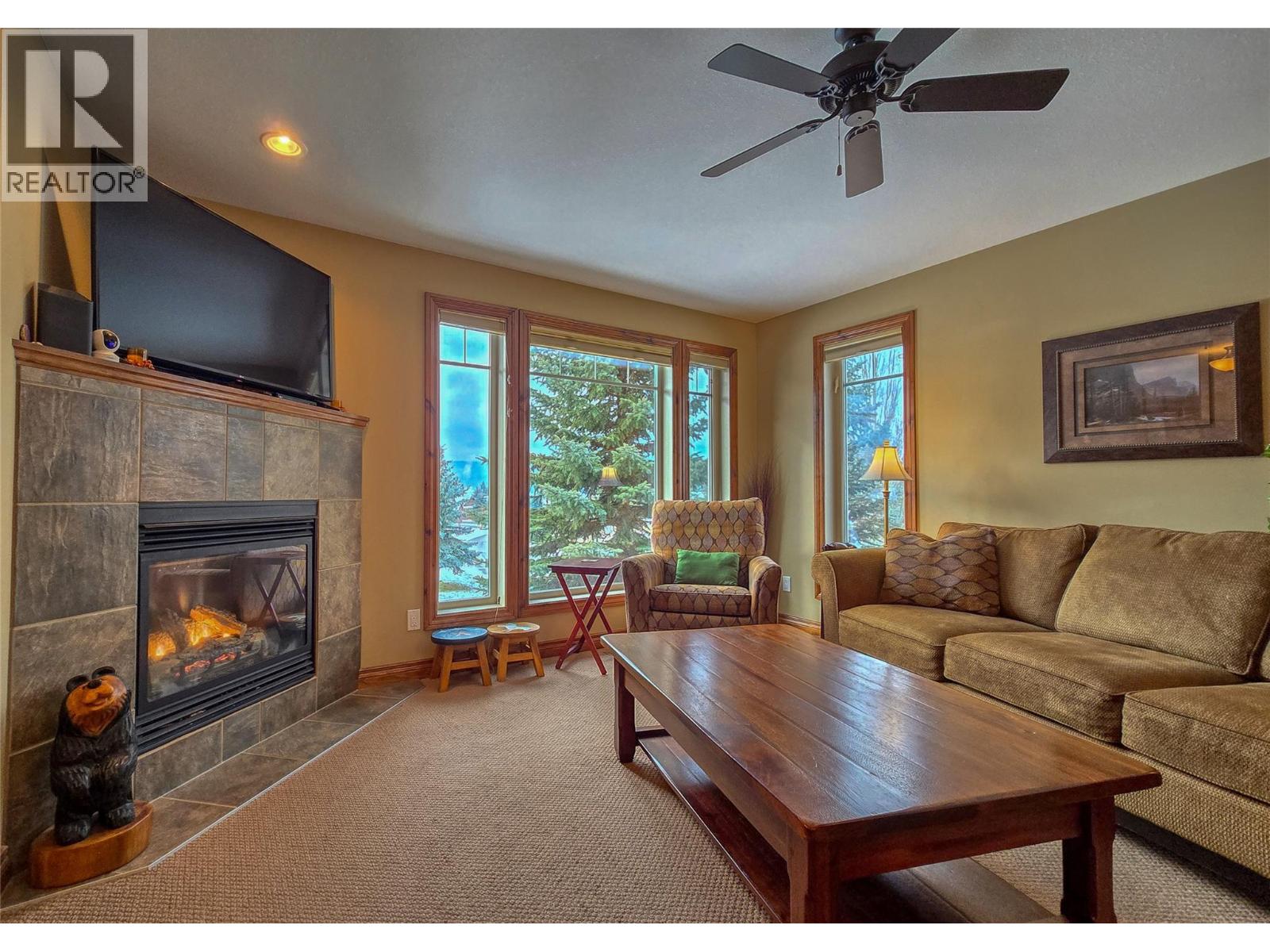 4878 RIDGE Road Unit# 5