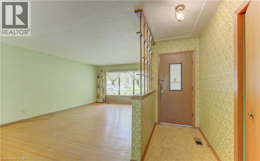 162 WARREN Road
