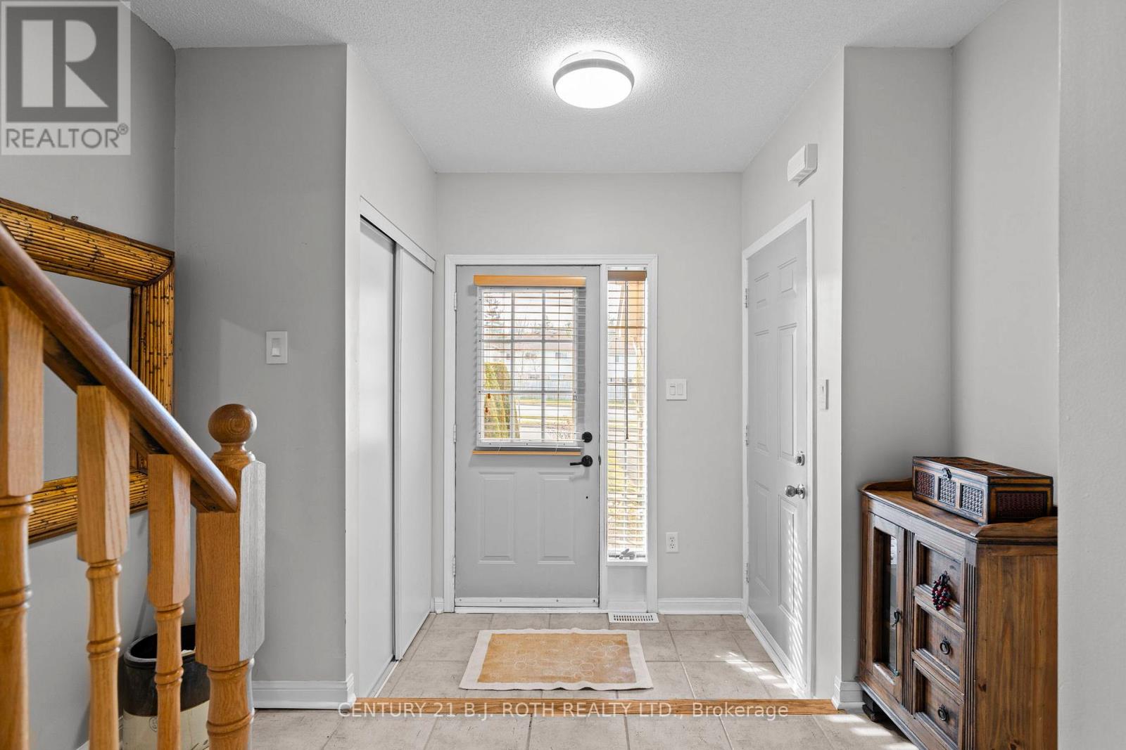 359 FERNDALE DRIVE S