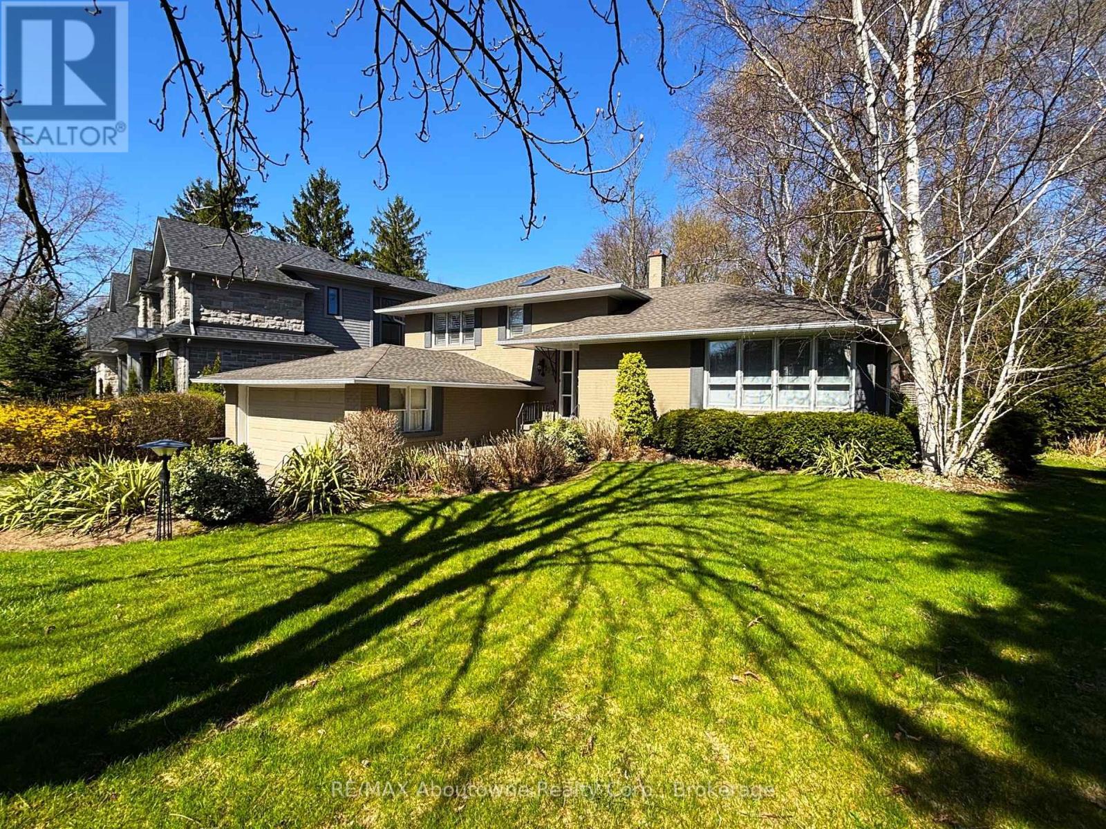 177 VIEWBANK CRESCENT