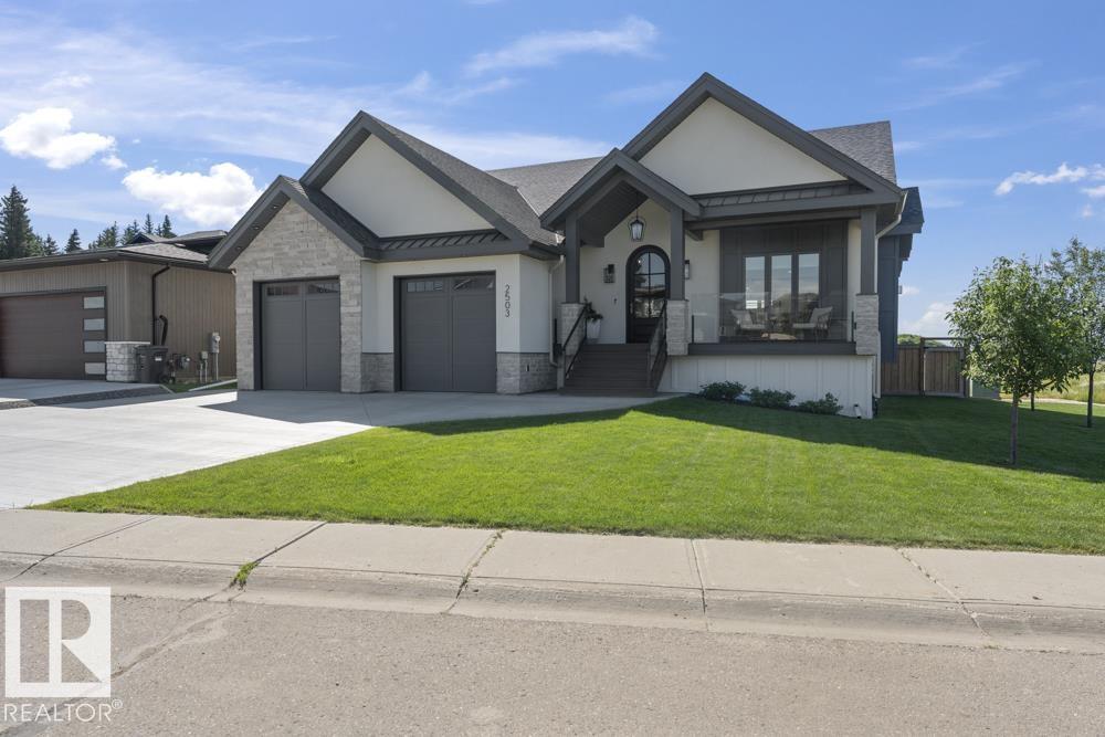 2503 Lockhart WY