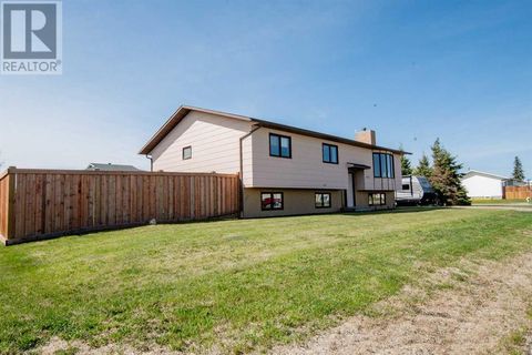 4515 46 Avenue Rycroft AB T0H3A0