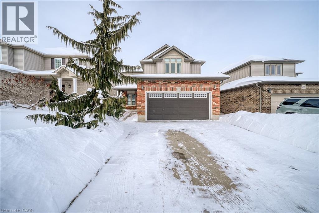 215 MUNNOCH Boulevard