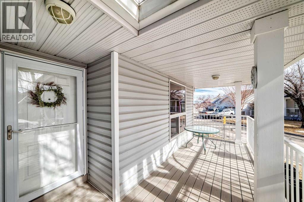 151 Macewan Ridge Villas NW