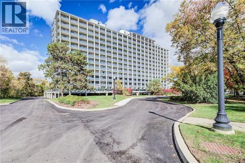 58 BRIDGEPORT Road E Unit# 202 Waterloo ON N2J4H5