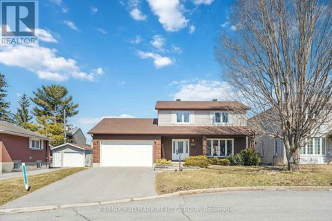 495 NEWMAN AVENUE Ottawa ON K1K1N8