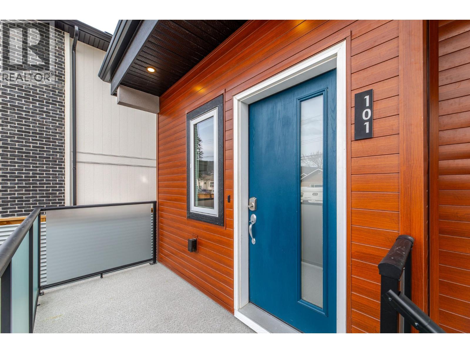 490 Eckhardt Avenue Unit# 101