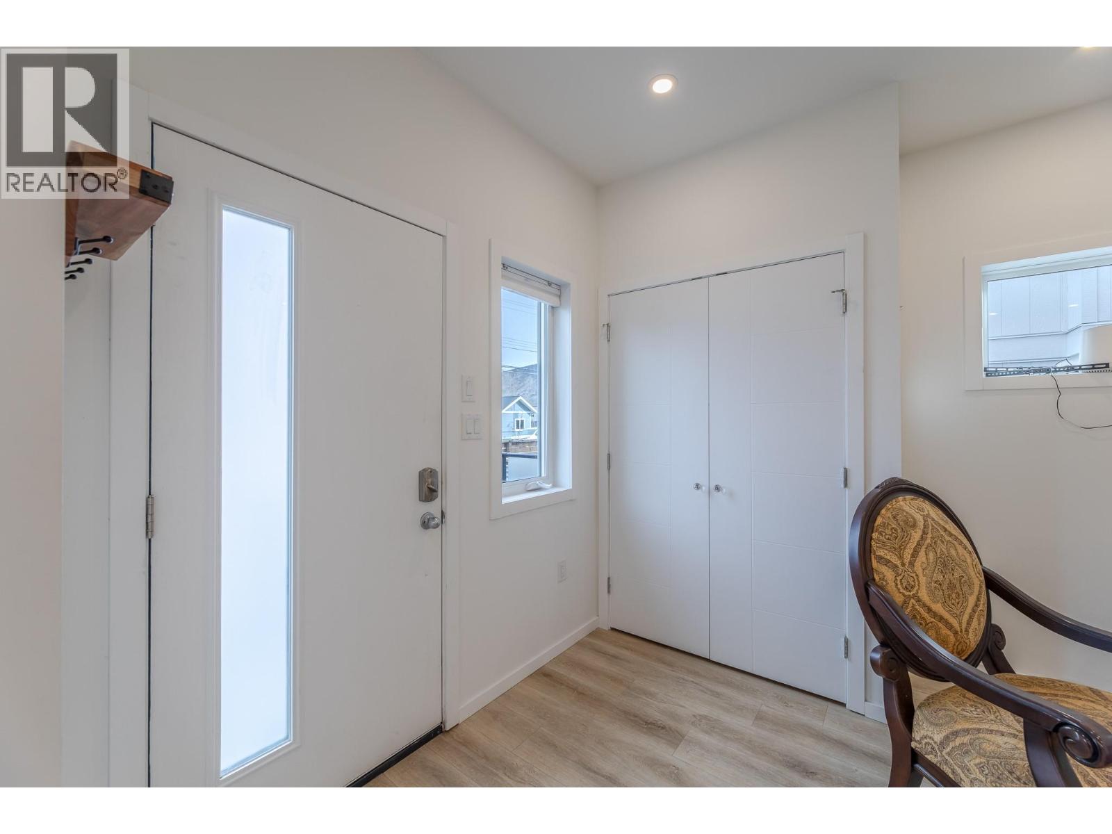 490 Eckhardt Avenue Unit# 101