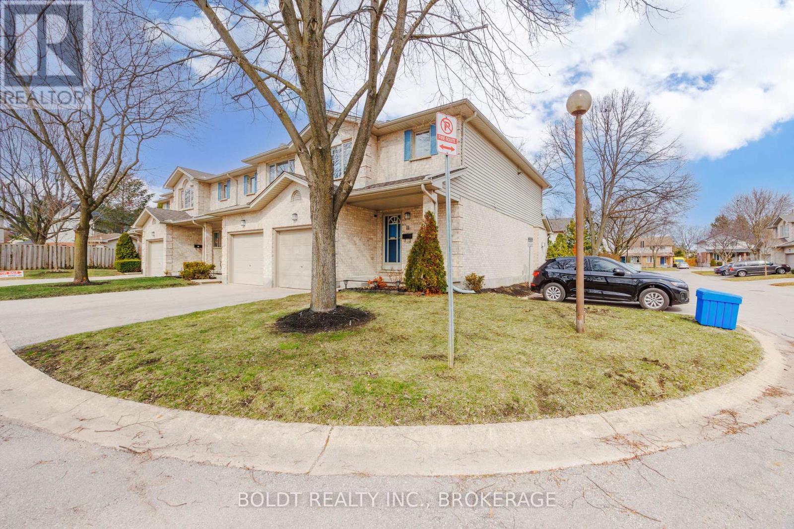 11 - 155 KILLARNEY ROAD