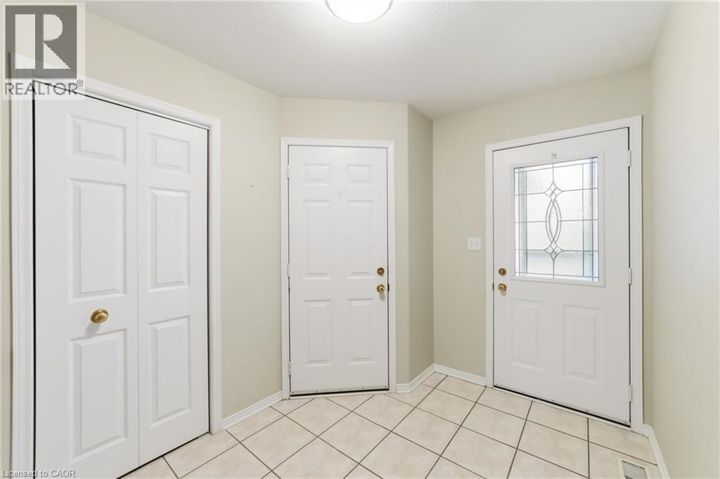 296 AUTUMN Crescent