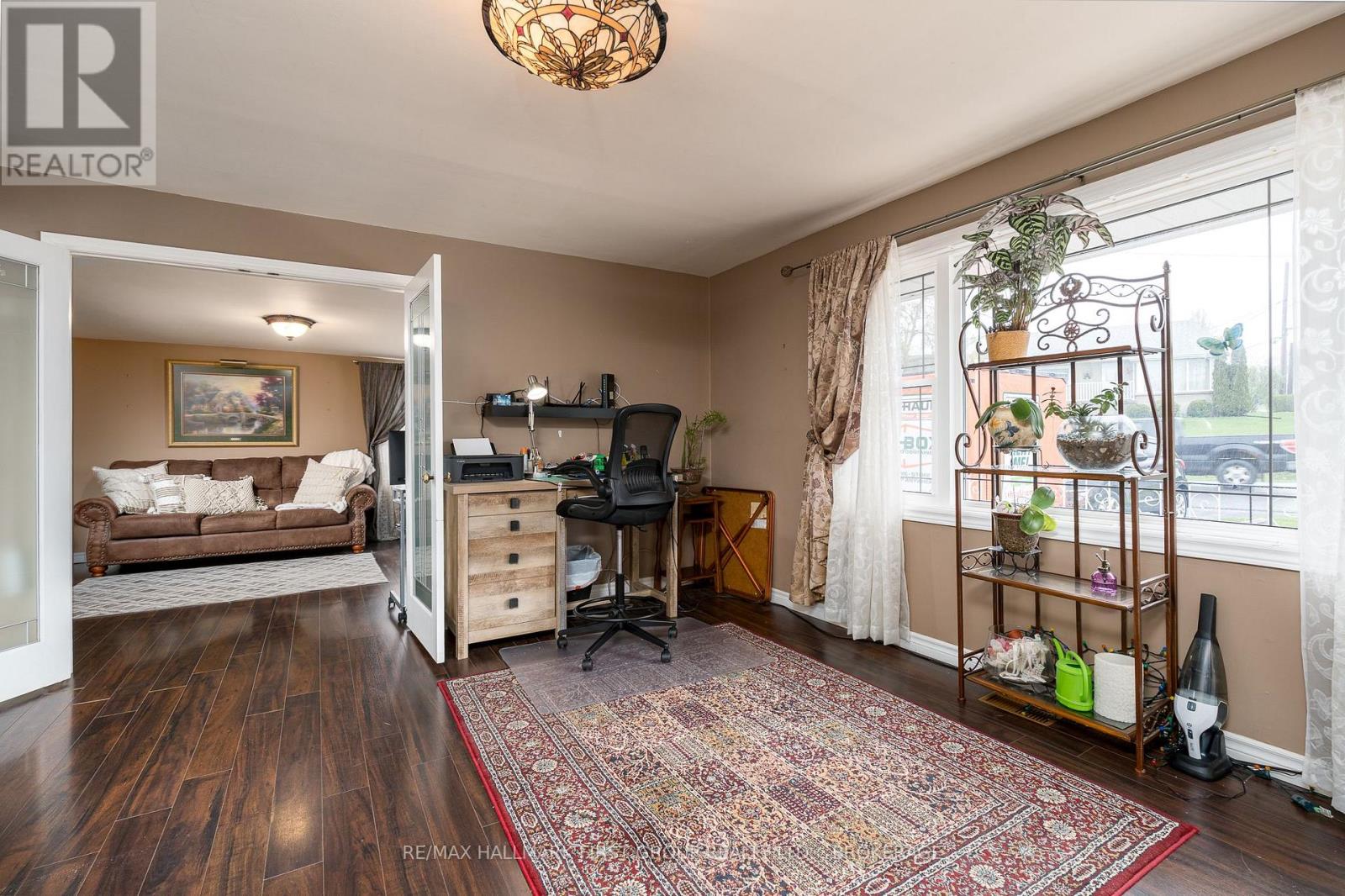 235 LAKEVIEW ROAD