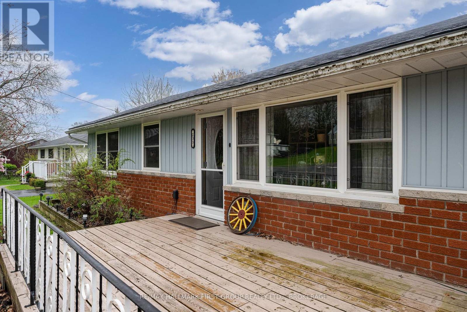 235 LAKEVIEW ROAD