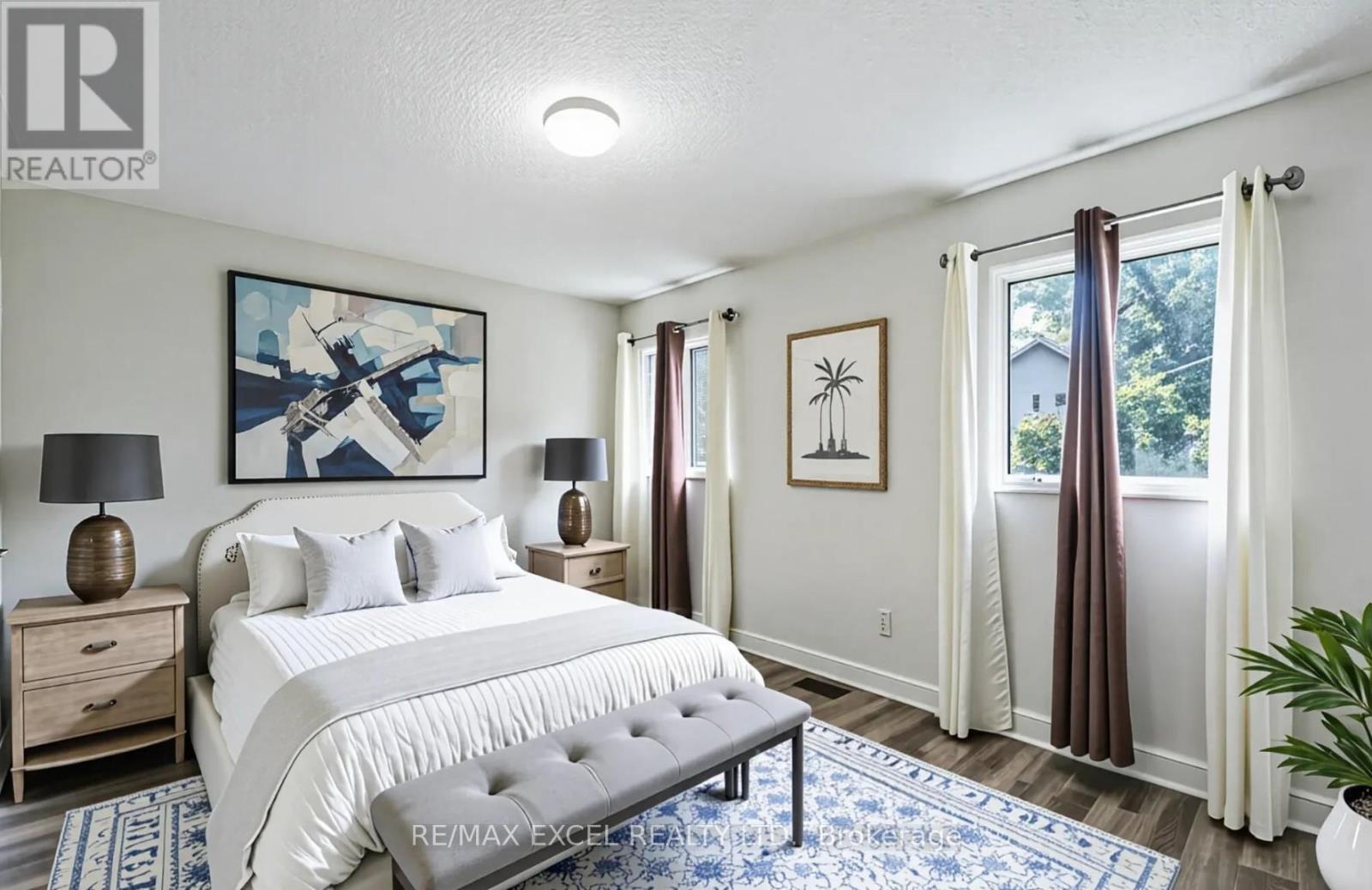 ROOM - 425 ELMWOOD COURT