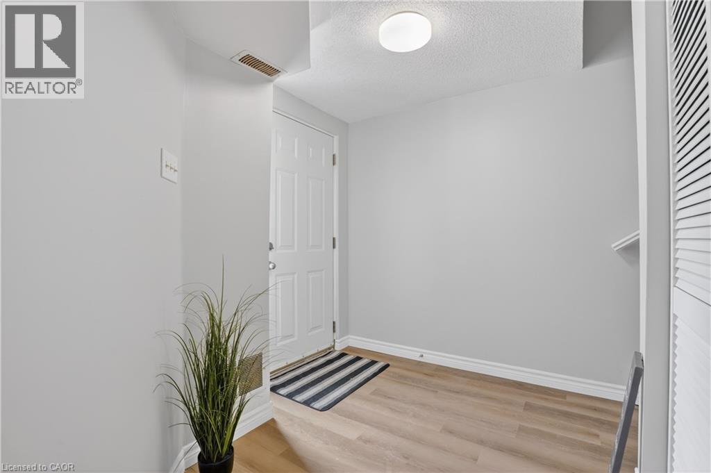 60 ELMSDALE Drive Unit# 66