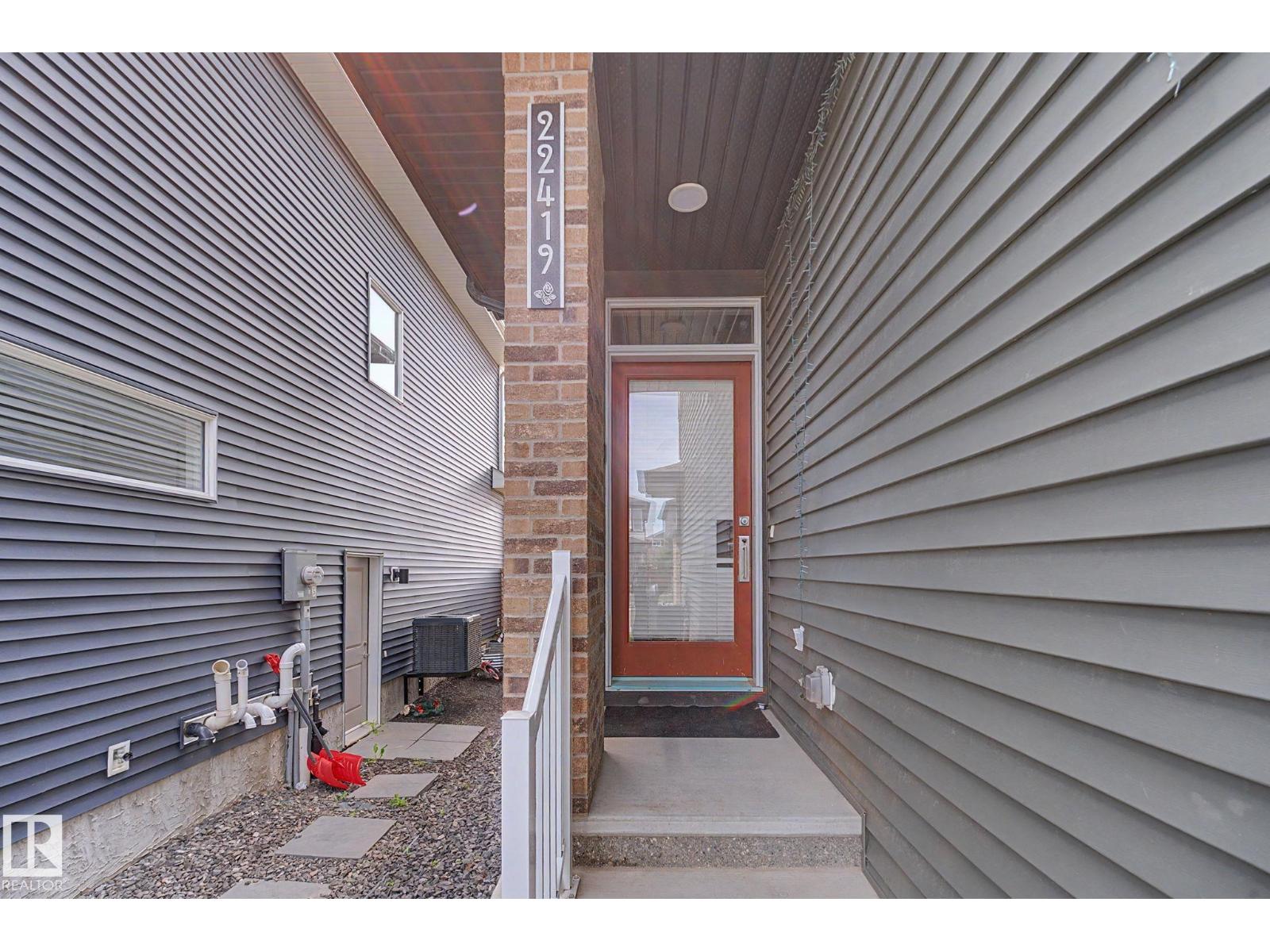 22419 80 AV NW NW