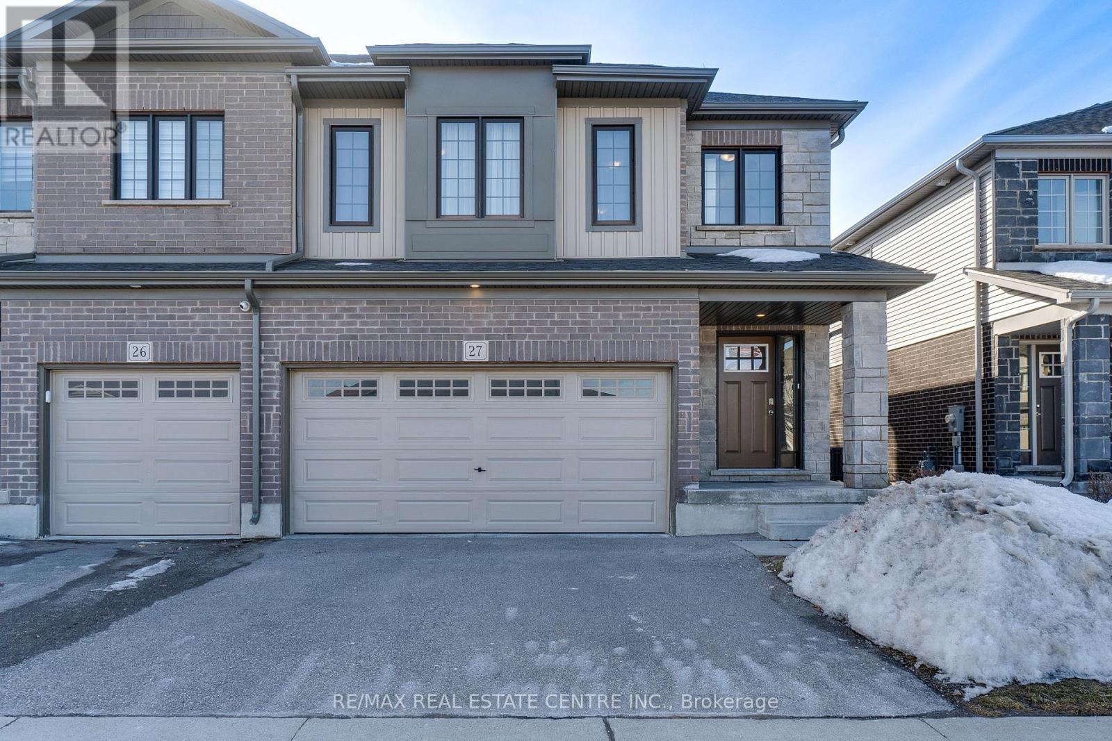 27 - 135 HARDCASTLE DRIVE
