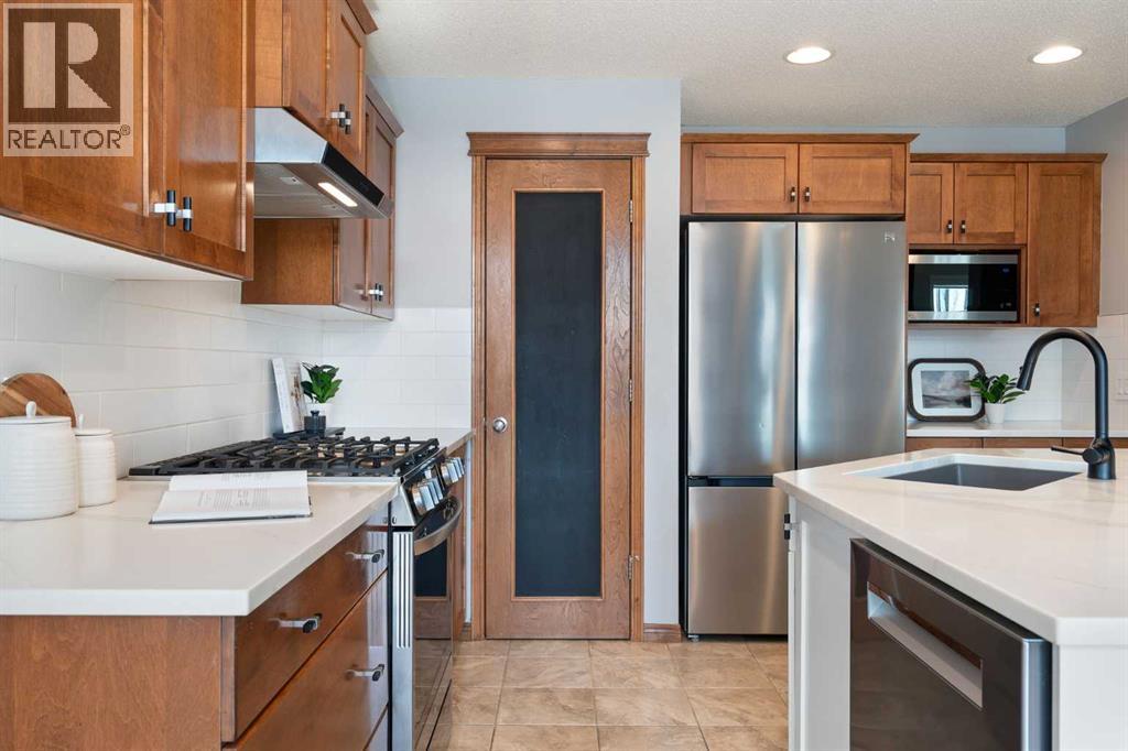 142 Coopers Bay SW