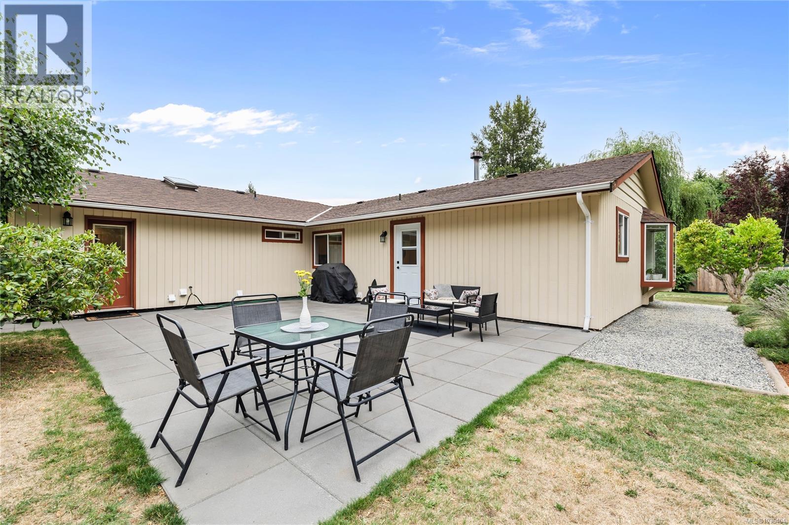220 Park Dr