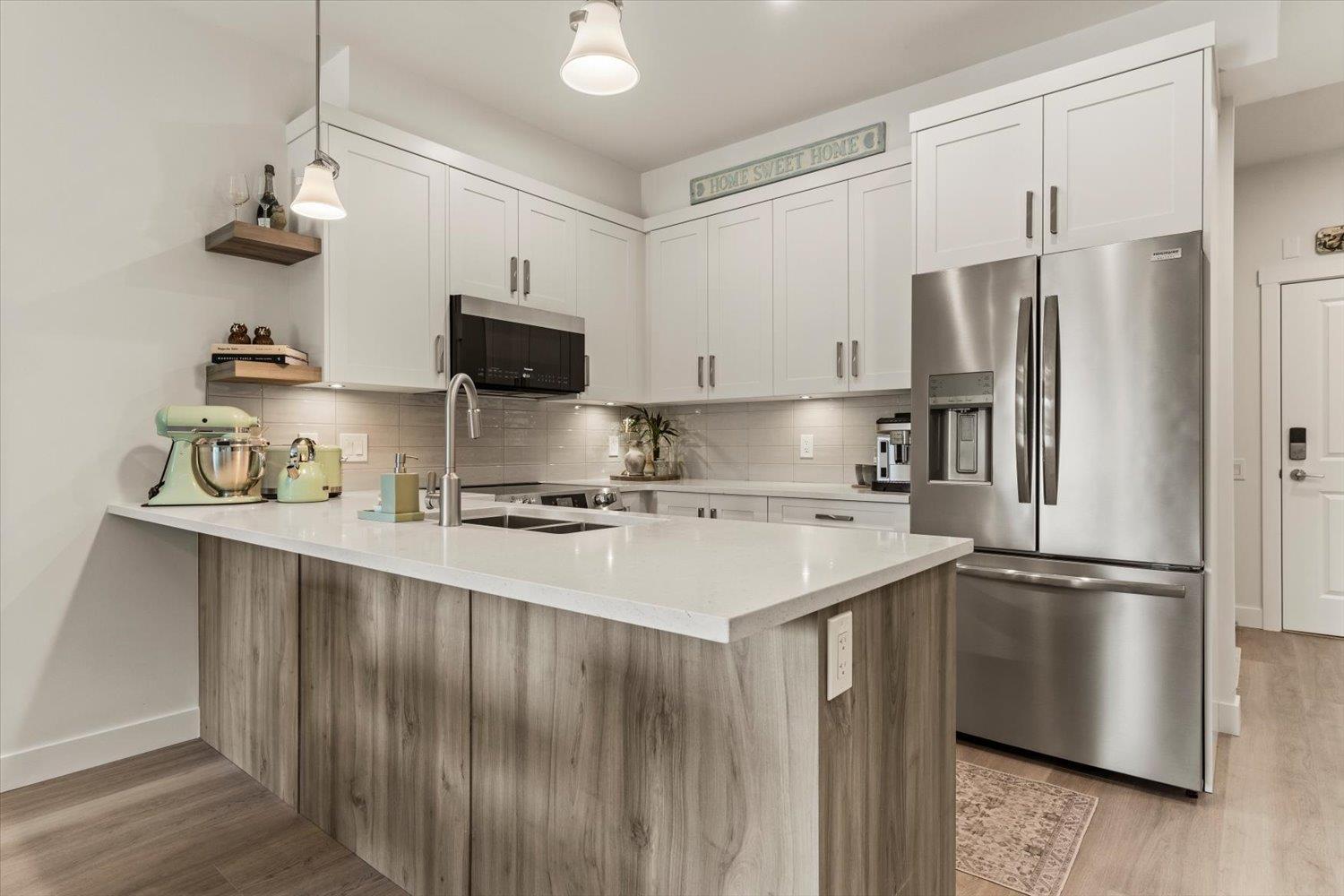 122 8497 YOUNG ROAD|Chilliwack Proper South
