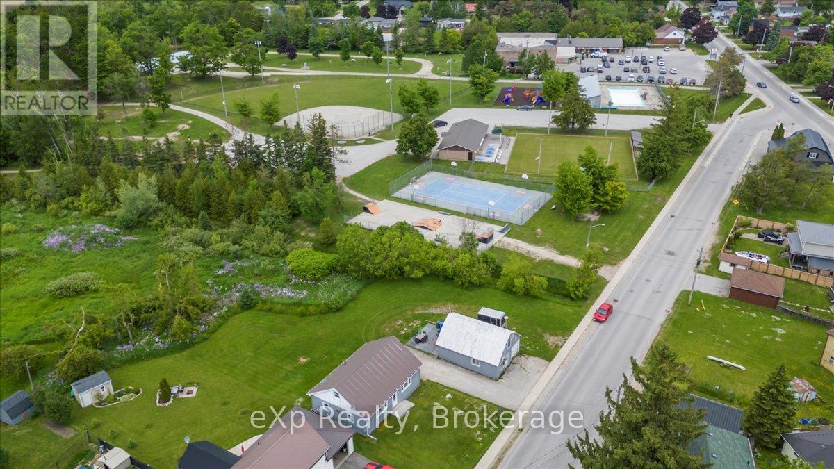 220 OWEN SOUND STREET
