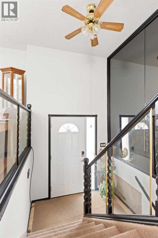 504 Sissons Crescent SE