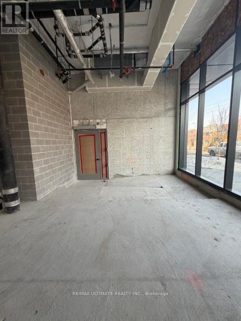 3 - 1718 BAYVIEW AVENUE