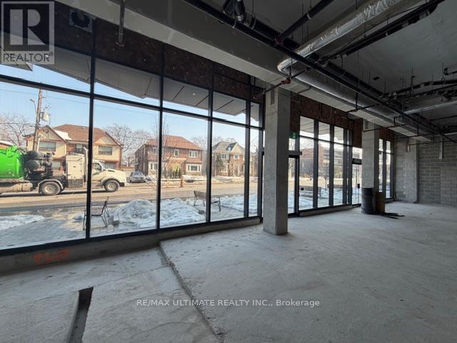 3 - 1718 BAYVIEW AVENUE