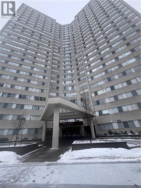 3700 KANEFF Crescent Unit# 1103 Mississauga ON L5A4B8
