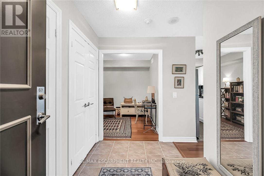 601 - 2365 CENTRAL PARK DRIVE