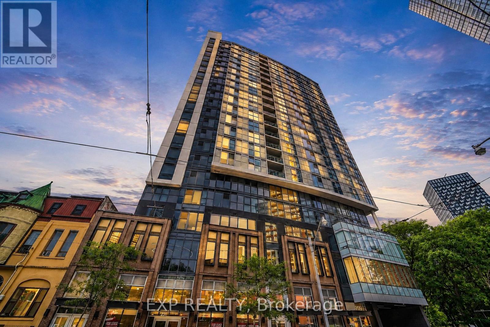 610 - 219 DUNDAS STREET E