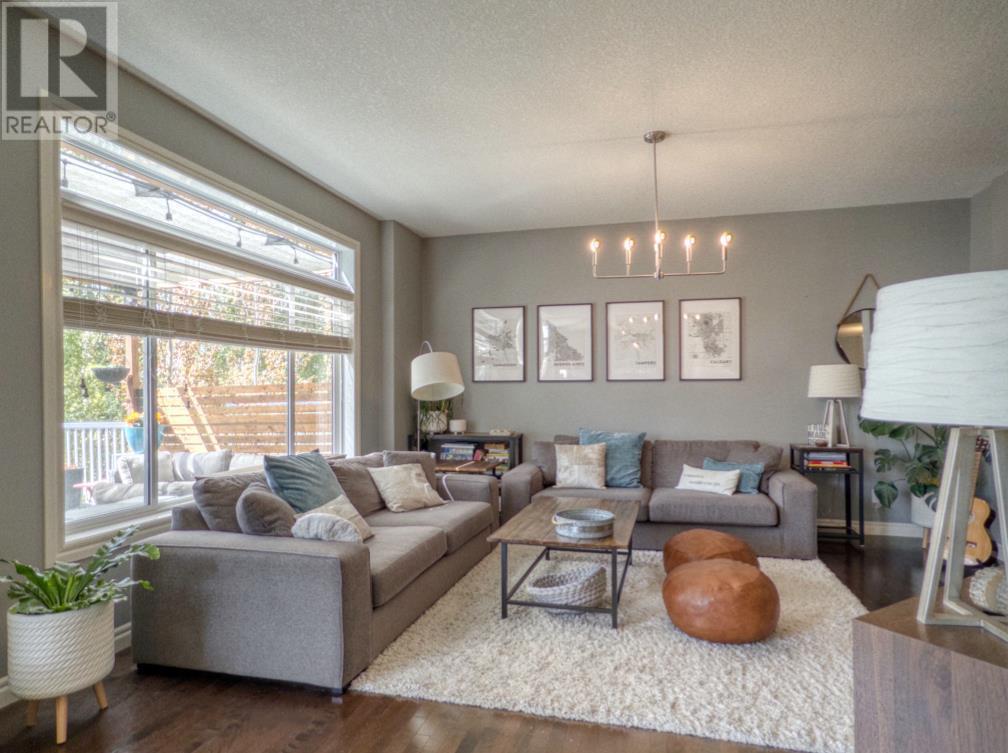 27 Tuscany Estates Drive NW