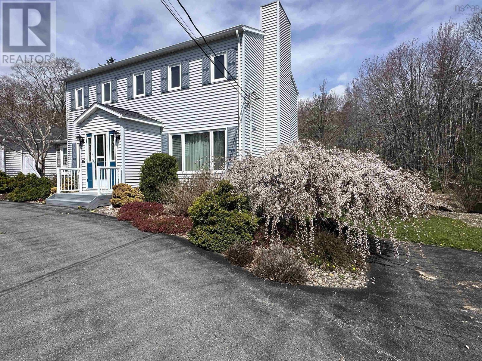 Photo 1 of 31 — 46 Old Falls Road, Liverpool, NS B0T1K0