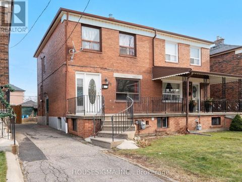 61 PRIMROSE AVENUE Toronto (Dovercourt-Wallace Emerson-Junction) ON M6H3V2