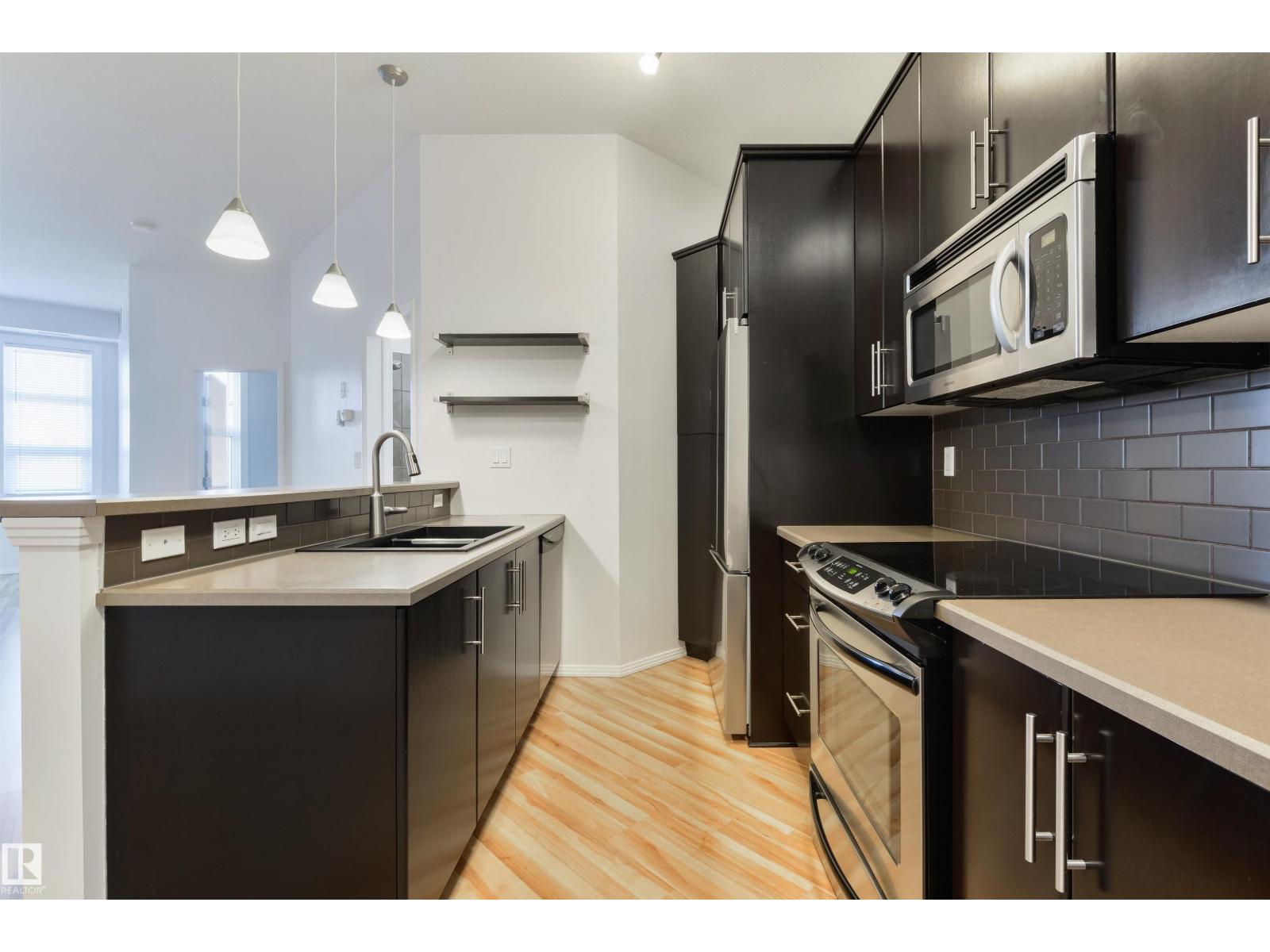 #405 10531 117 ST NW