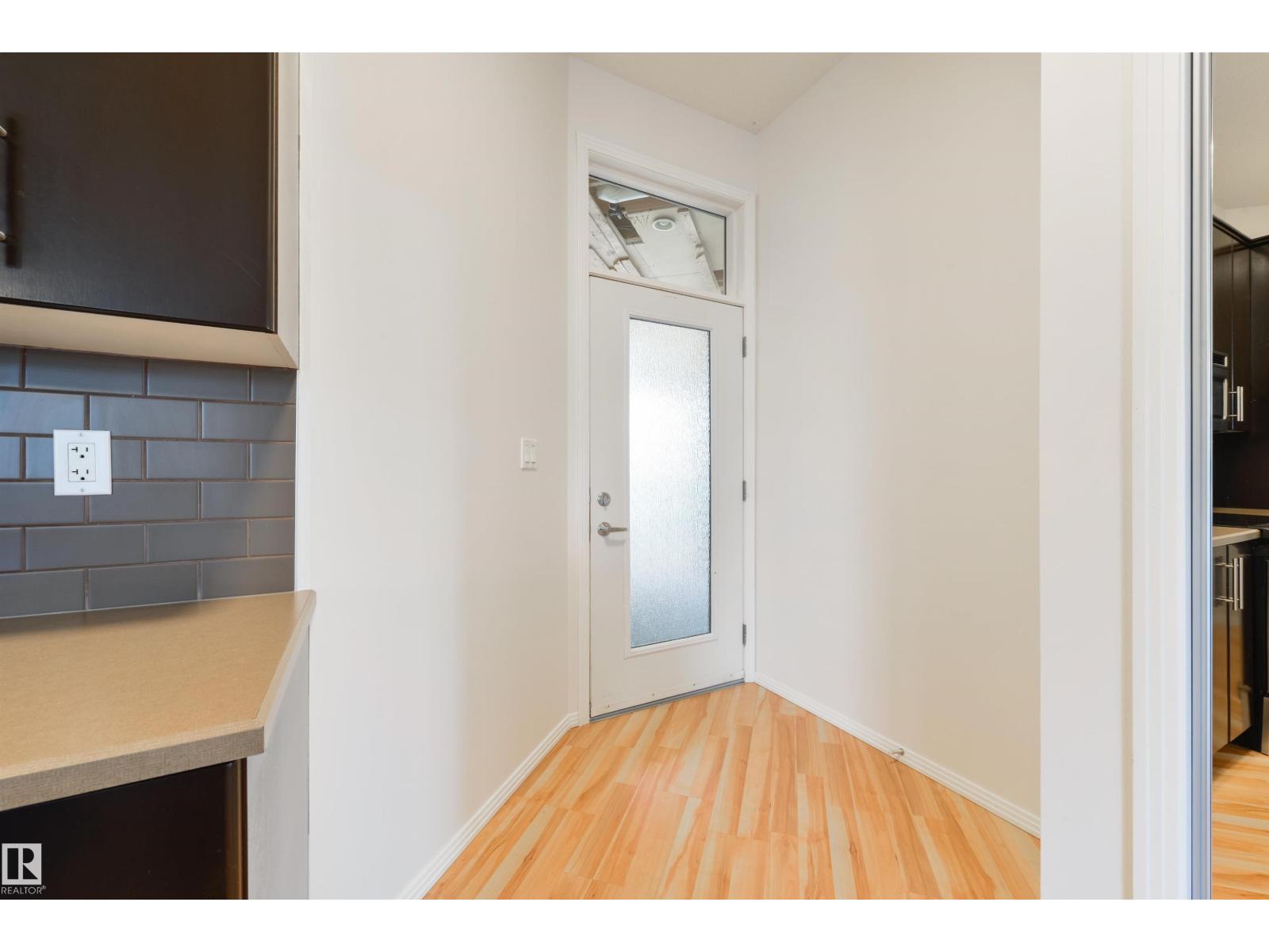 #405 10531 117 ST NW