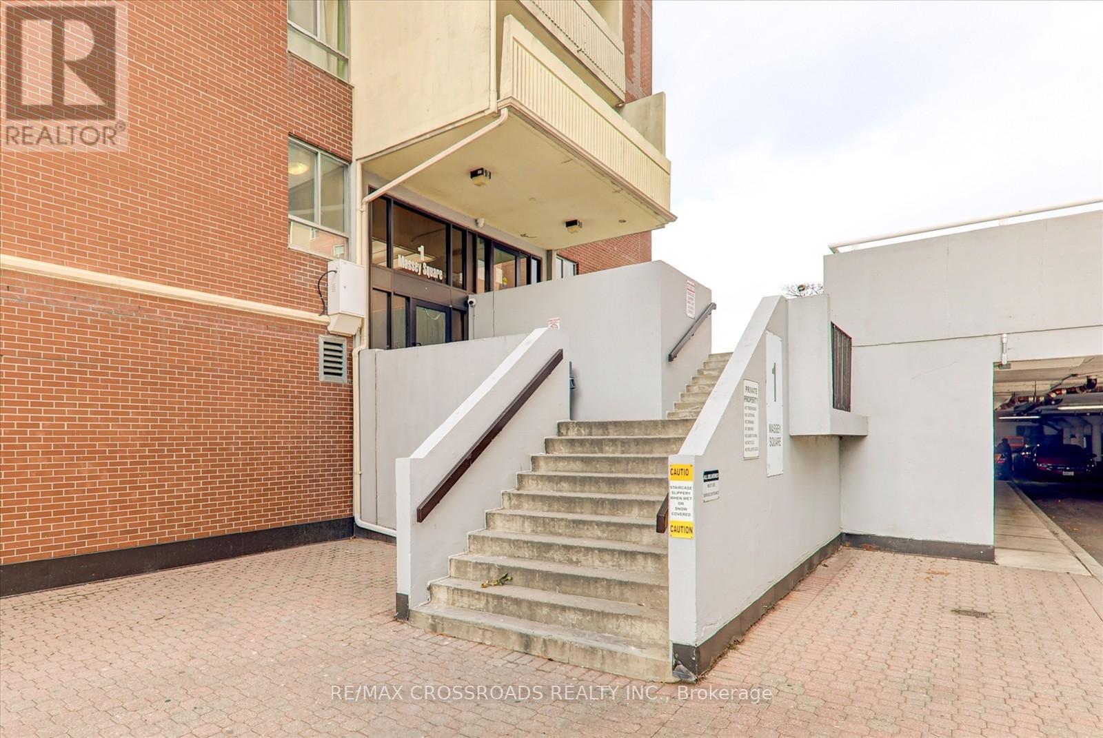 1109 - 1 MASSEY SQUARE