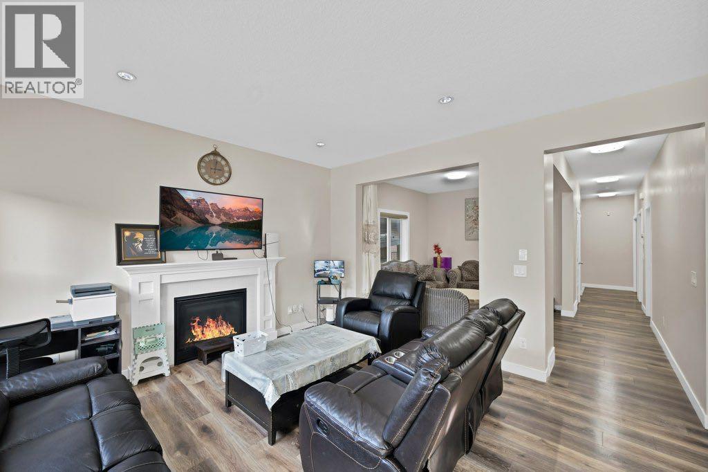 93 Saddlestone Place NE