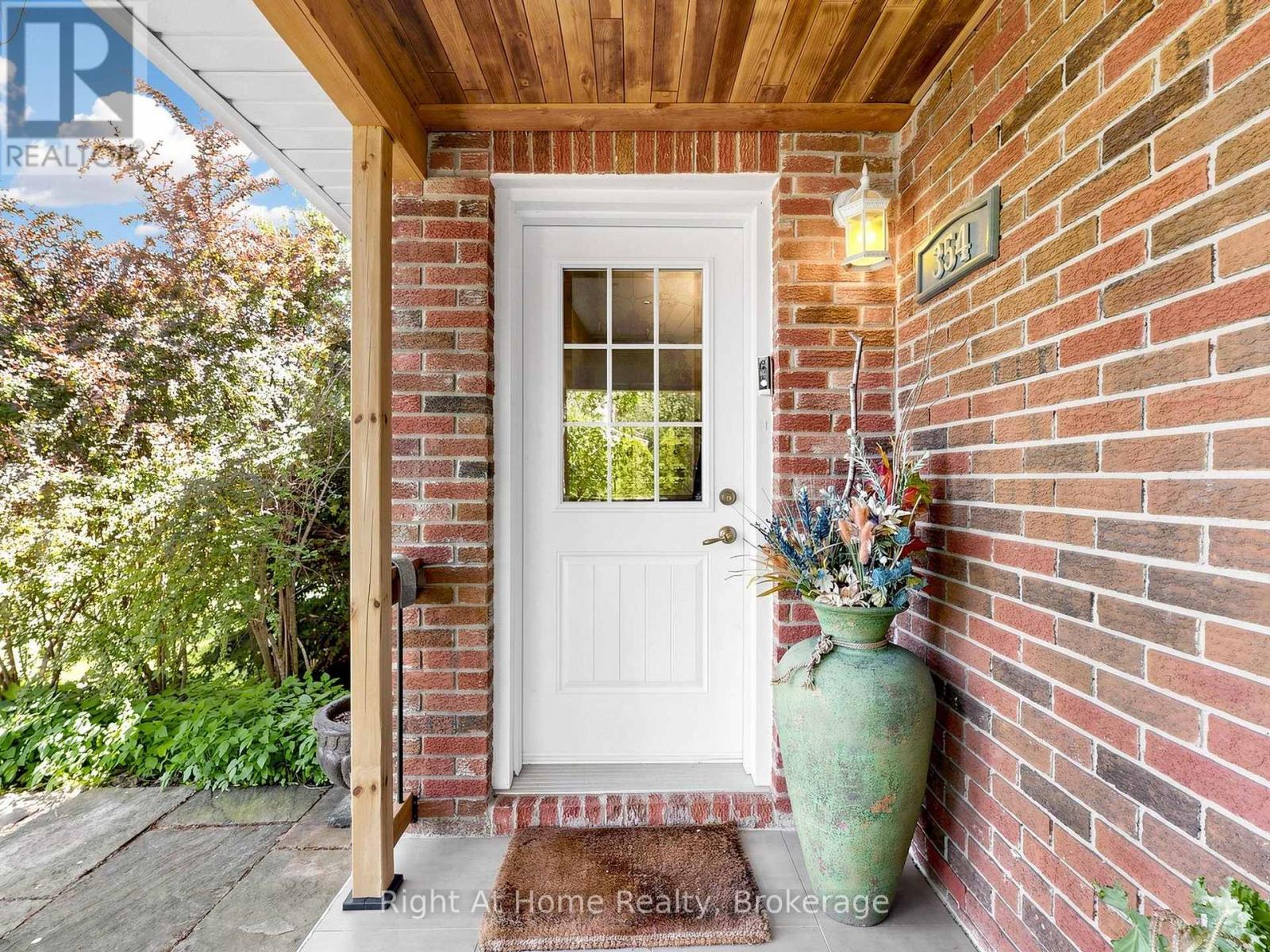 354 5TH CONCESSION ROAD W