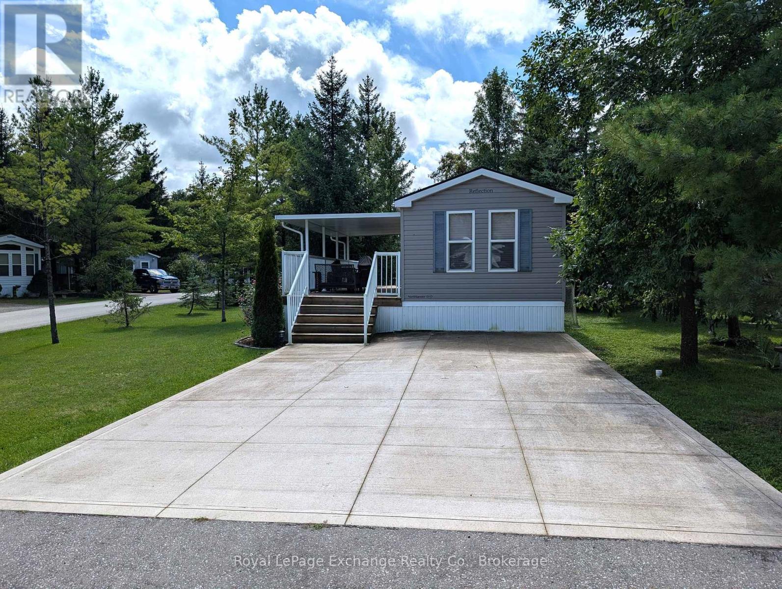 #P1 - 13 SOUTHLINE AVENUE