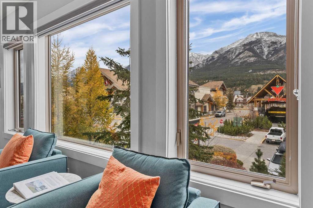 208, 1160 Railway Avenue