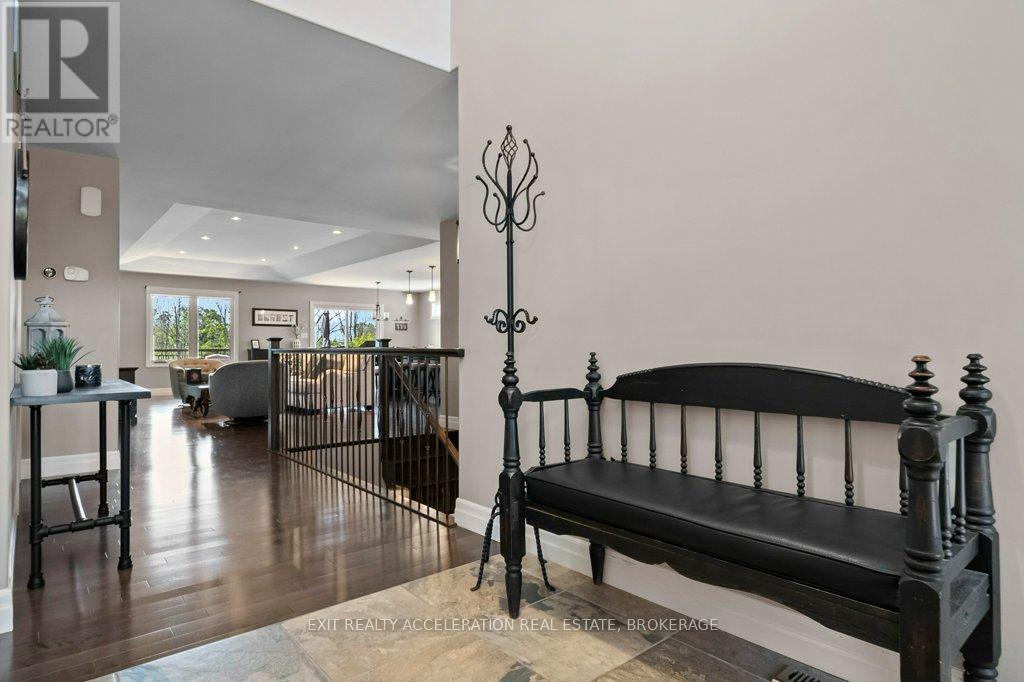 79 HARTWOOD CRESCENT