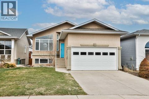 15 Cowichan Court W Lethbridge AB T1K7M9