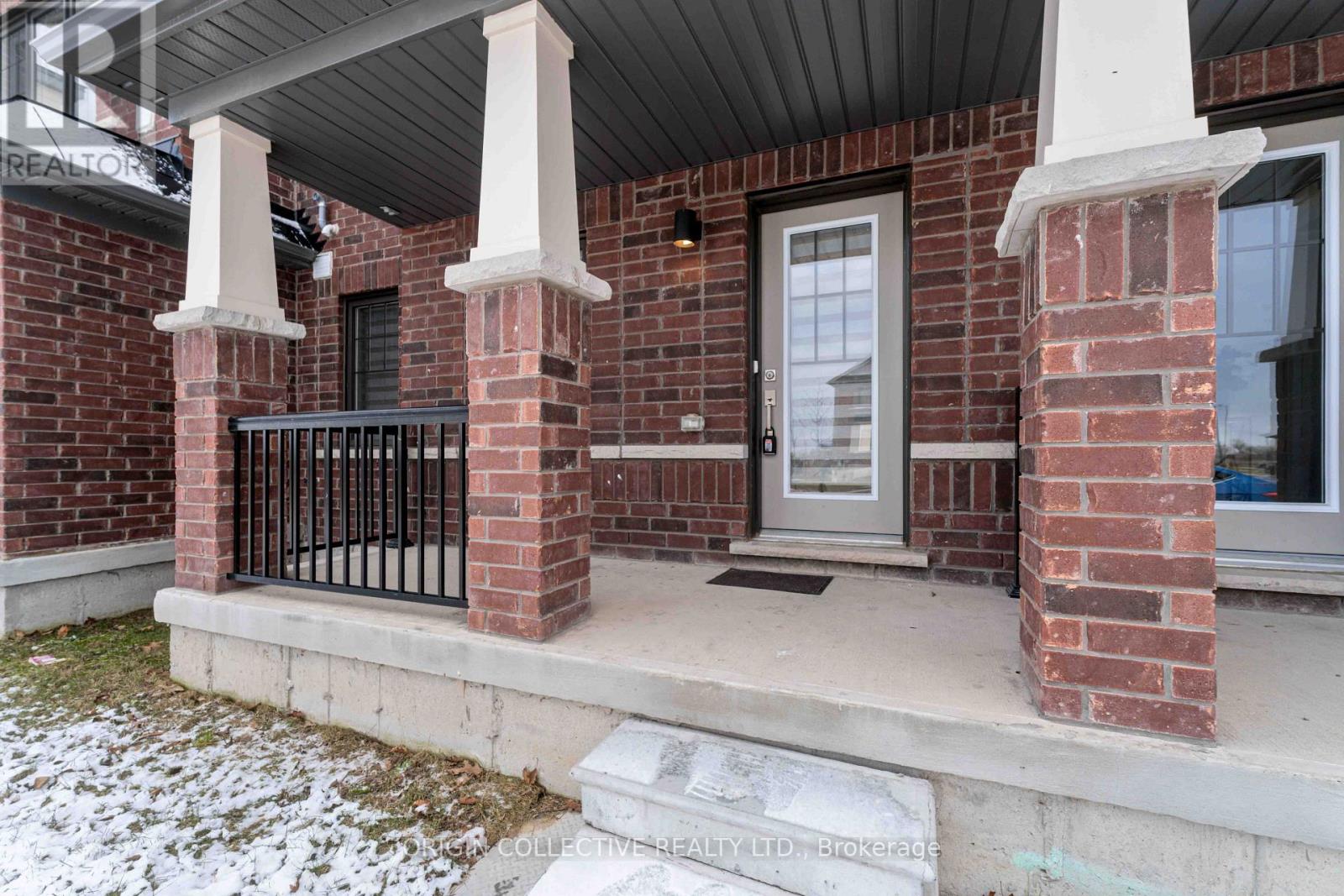 14 - 185 BEDROCK DRIVE S