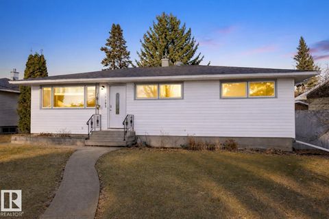 15702 92A AV NW Edmonton AB T5R5E9