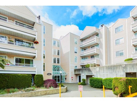 101 9644 134 STREET Surrey BC V3T5M3