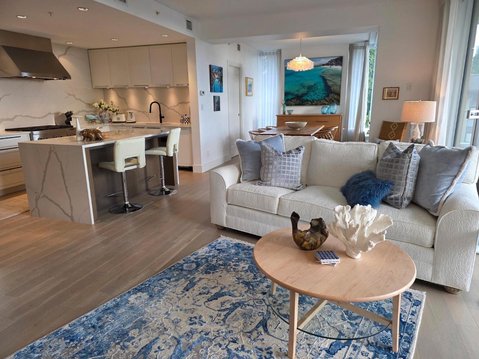 204 1501 VIDAL STREET