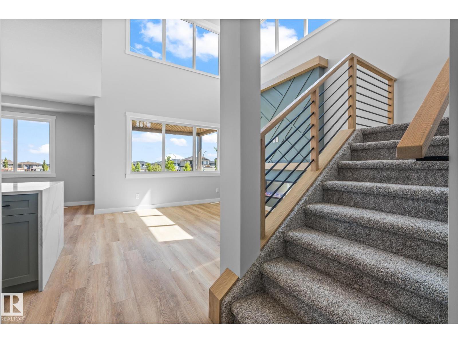 671 King ST NW
