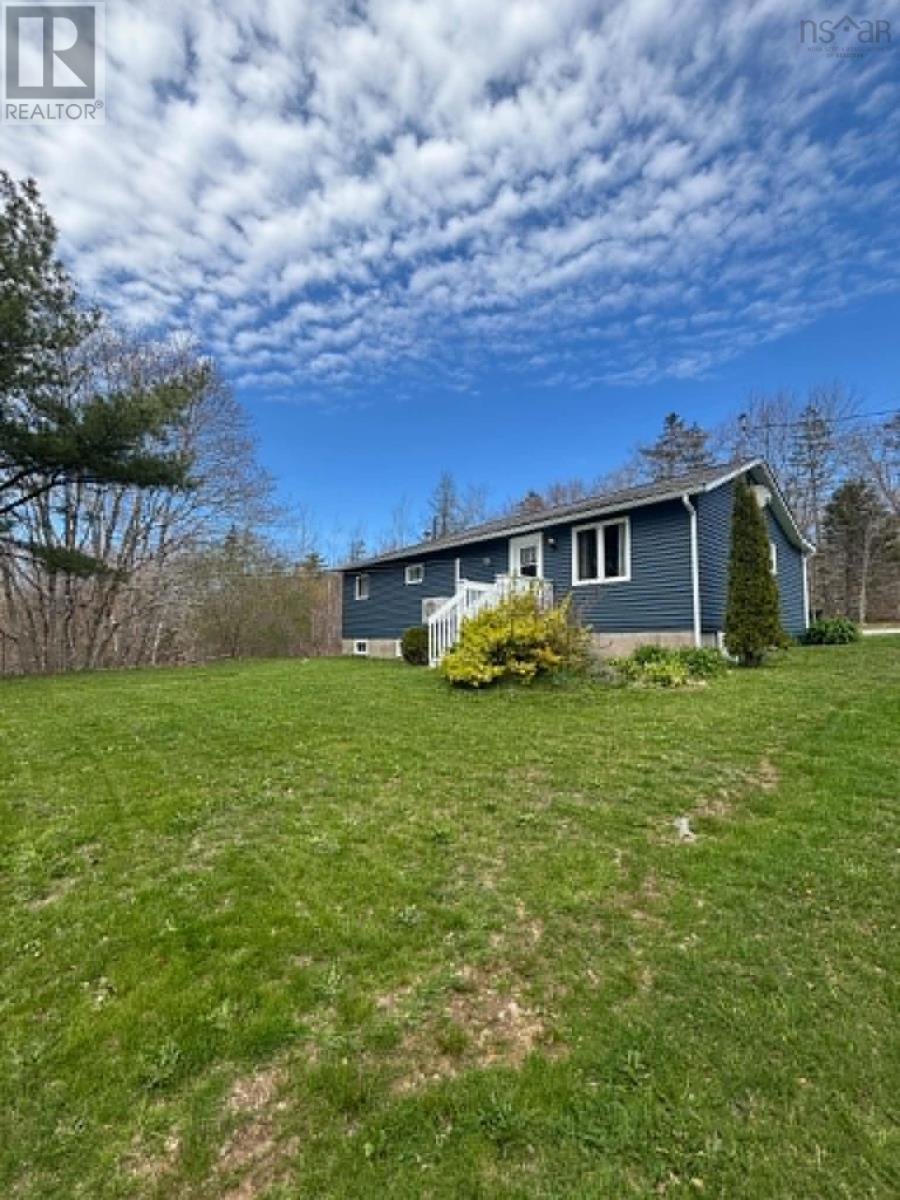 Photo 1 of 20 — 3 Gillifillan Lake Road, Quinan, NS B0W3M0
