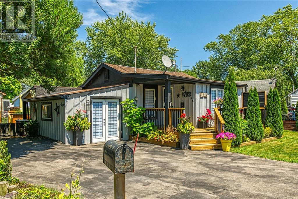 1023 LAKESHORE Road