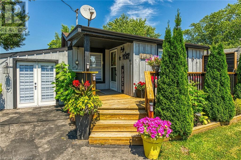 1023 LAKESHORE Road